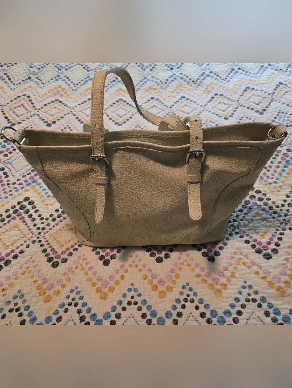 L.Credi Mage In Italy Cream Pebble Leather Purse